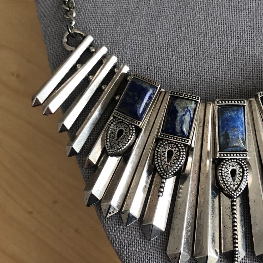Bold Faux Lapis Lazuli Choker Bib Necklace - Picture 3 of 5